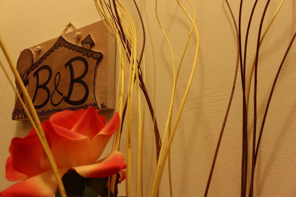 Bed and Breakfast San Nicolo House Aci Catena Exterior foto